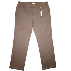 Dockers Women’s Stretch Chino Pants Size 16M Brown NWT Classic Fit